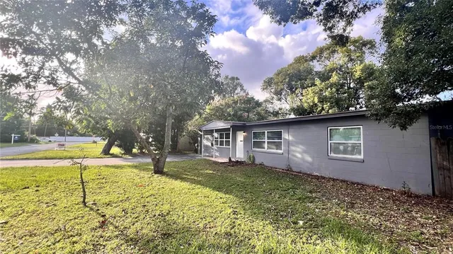 $2,500 | 2421 Laura Place, Orlando, FL 32803