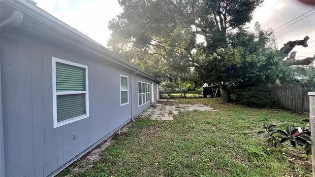 $2,500 | 2421 Laura Place, Orlando, FL 32803