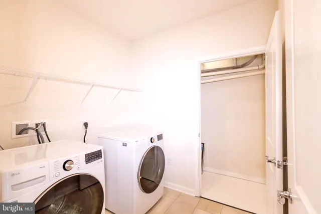 $3,400 | 1 Culvert Drive, Unit 211, Princeton Junction, NJ 08540