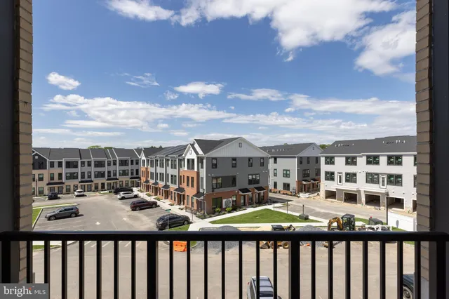 $3,400 | 1 Culvert Drive, Unit 211, Princeton Junction, NJ 08540