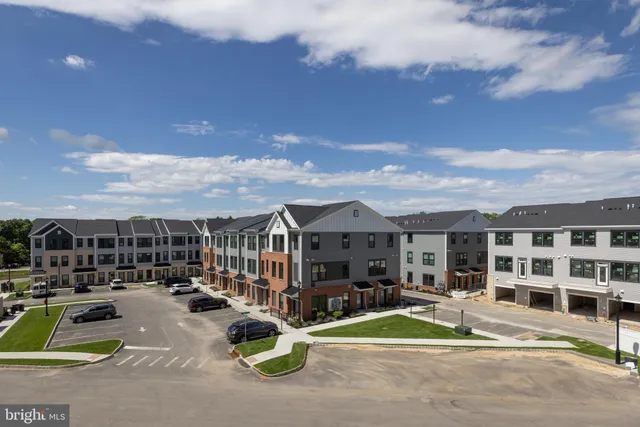 $3,400 | 1 Culvert Drive, Unit 211, Princeton Junction, NJ 08540