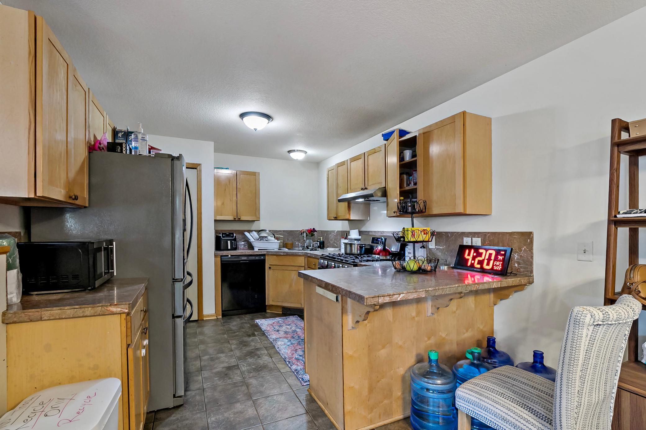 1599 Rice Street St. Paul, MN 55117 - Photo 13 of 19