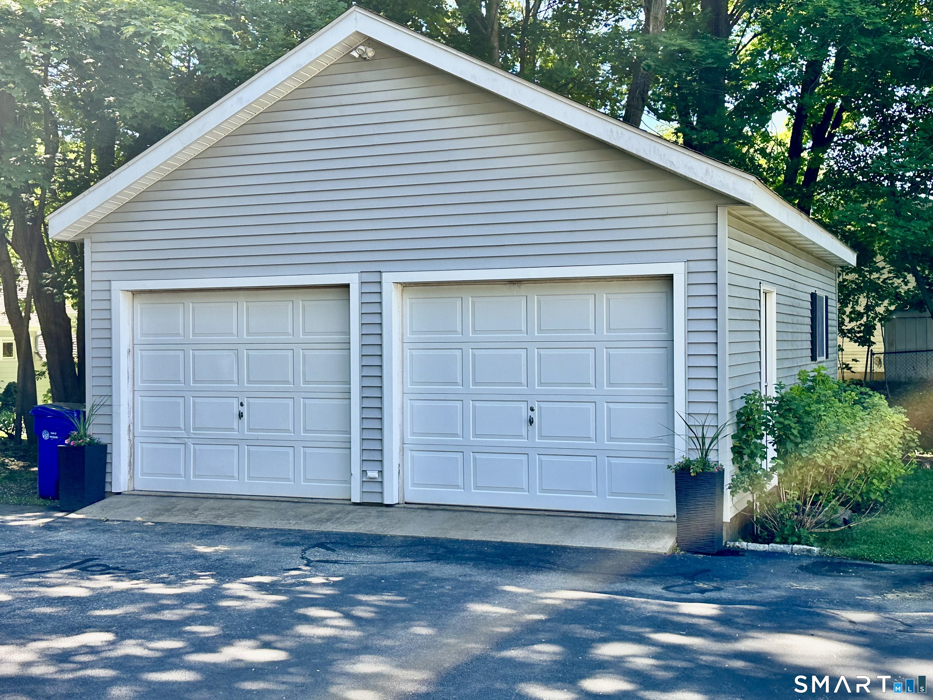 126 Rope Ferry Road Waterford, CT 06385 - Photo 3 of 10