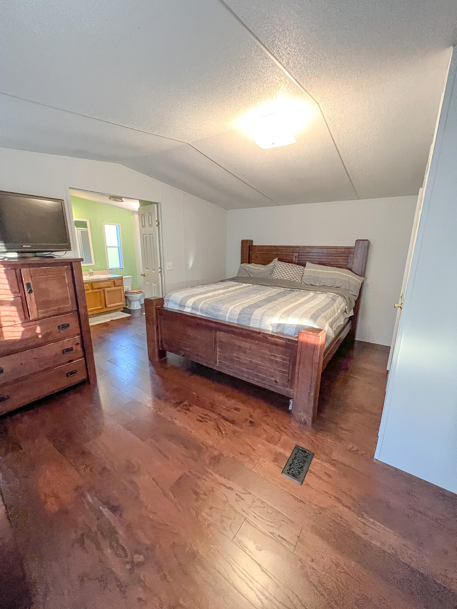 5762 Pleasant Grove Road Walterboro, SC 29488 - Photo 9 of 26 MLS9