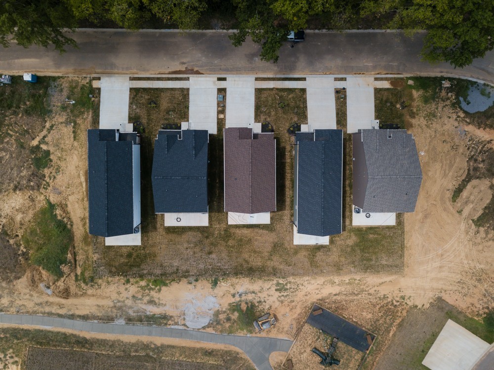 620 Southern Pass Run Clarksville, TN 37043 - Photo 18 of 21 a view of a house with a yard