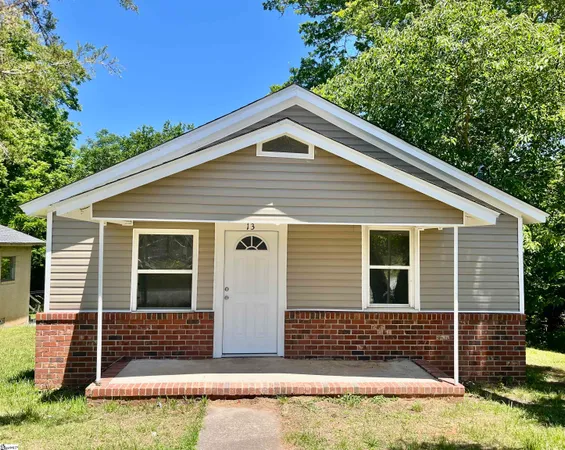 $159,000 | 13 Clark Street, Laurens, SC 29360