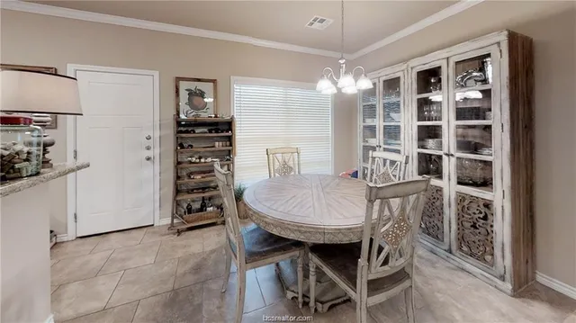 $2,200 | 4020 Golden Eagle Drive, Unit B, Bryan, TX 77808