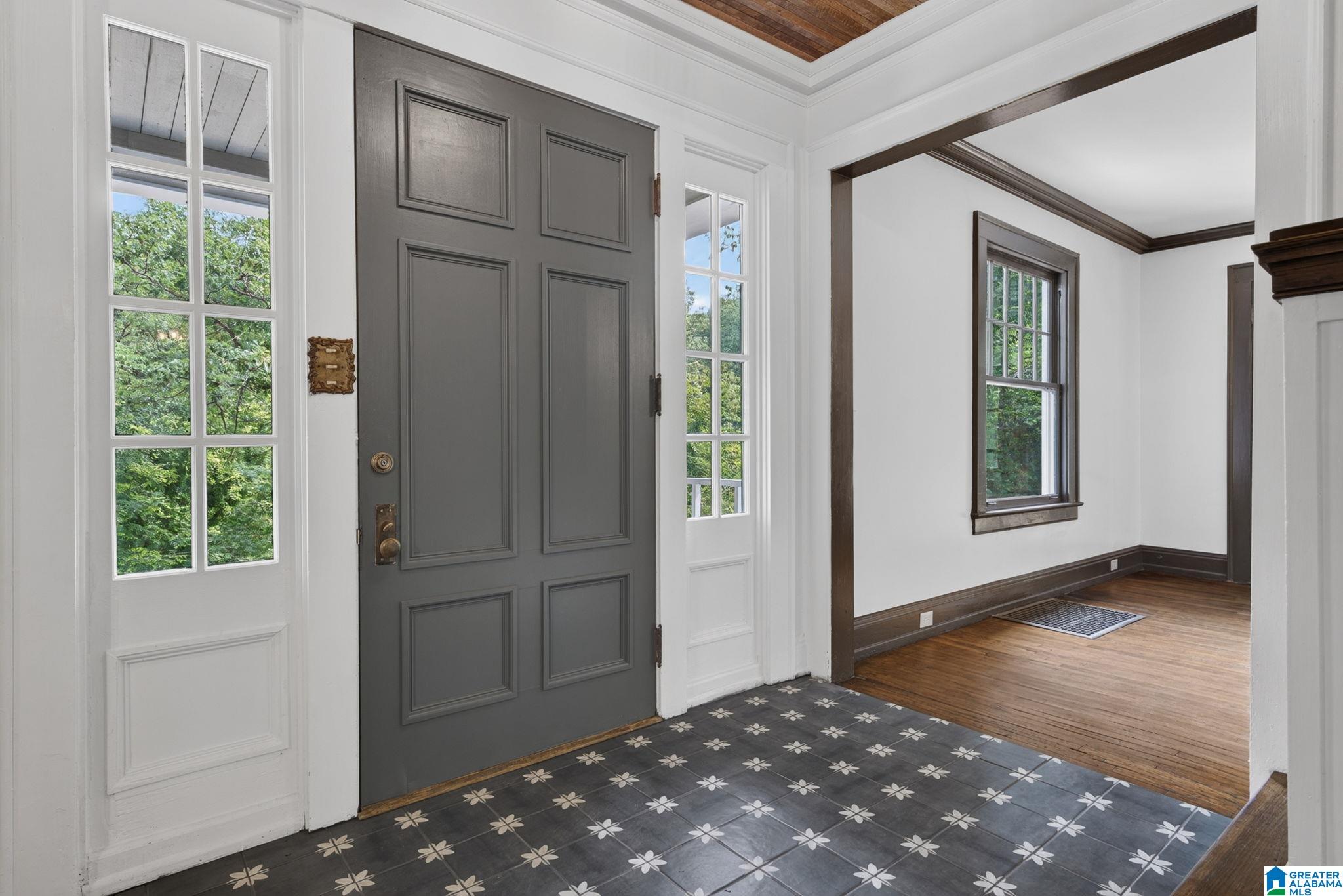 428 Valley Road Birmingham, AL 35206 - Photo 3 of 52