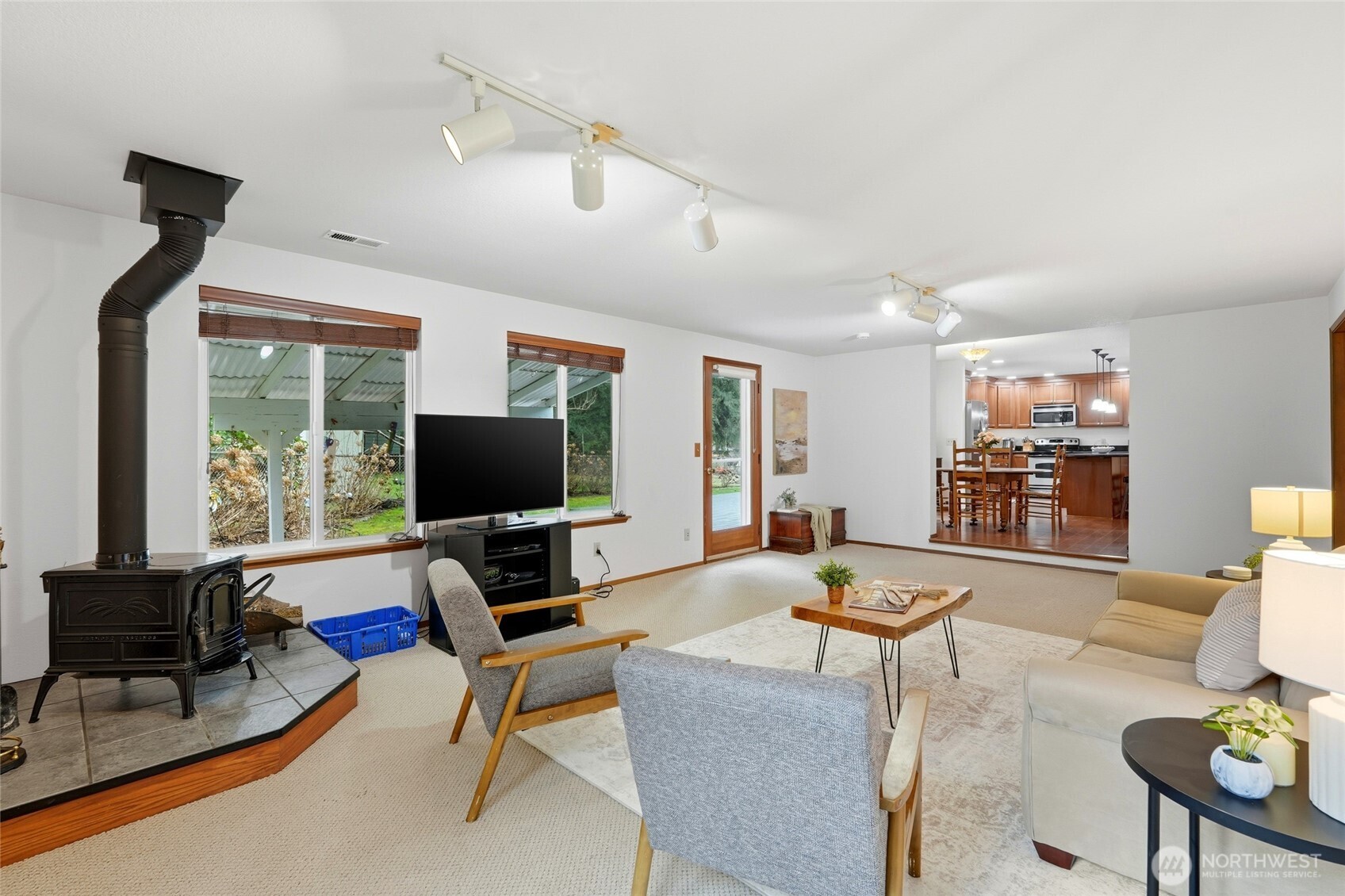 16008 Mink Road Northeast Woodinville, WA 98077 - Photo 15 of 38