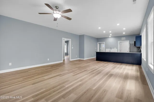 $340,000 | 320 Camp Creek Drive, Oriental, NC 28571