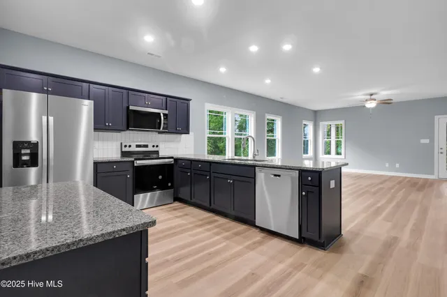 $340,000 | 320 Camp Creek Drive, Oriental, NC 28571