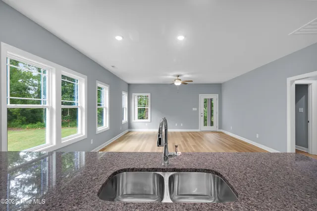 $340,000 | 320 Camp Creek Drive, Oriental, NC 28571