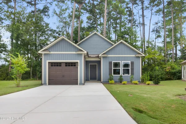 $327,500 | 320 Camp Creek Drive, Oriental, NC 28571