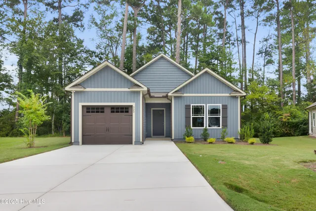 $340,000 | 320 Camp Creek Drive, Oriental, NC 28571