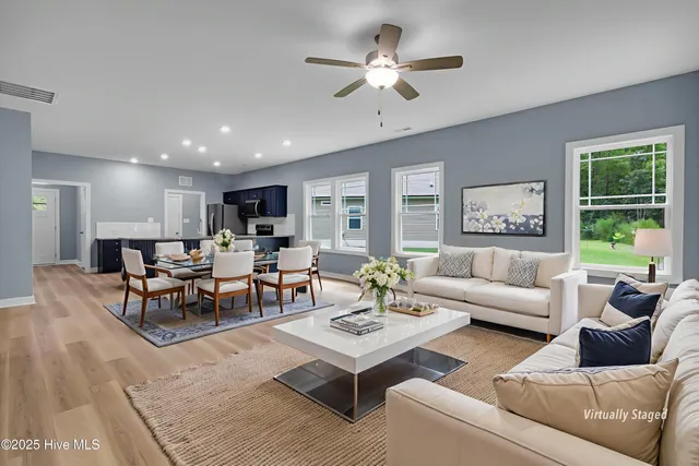 $340,000 | 320 Camp Creek Drive, Oriental, NC 28571