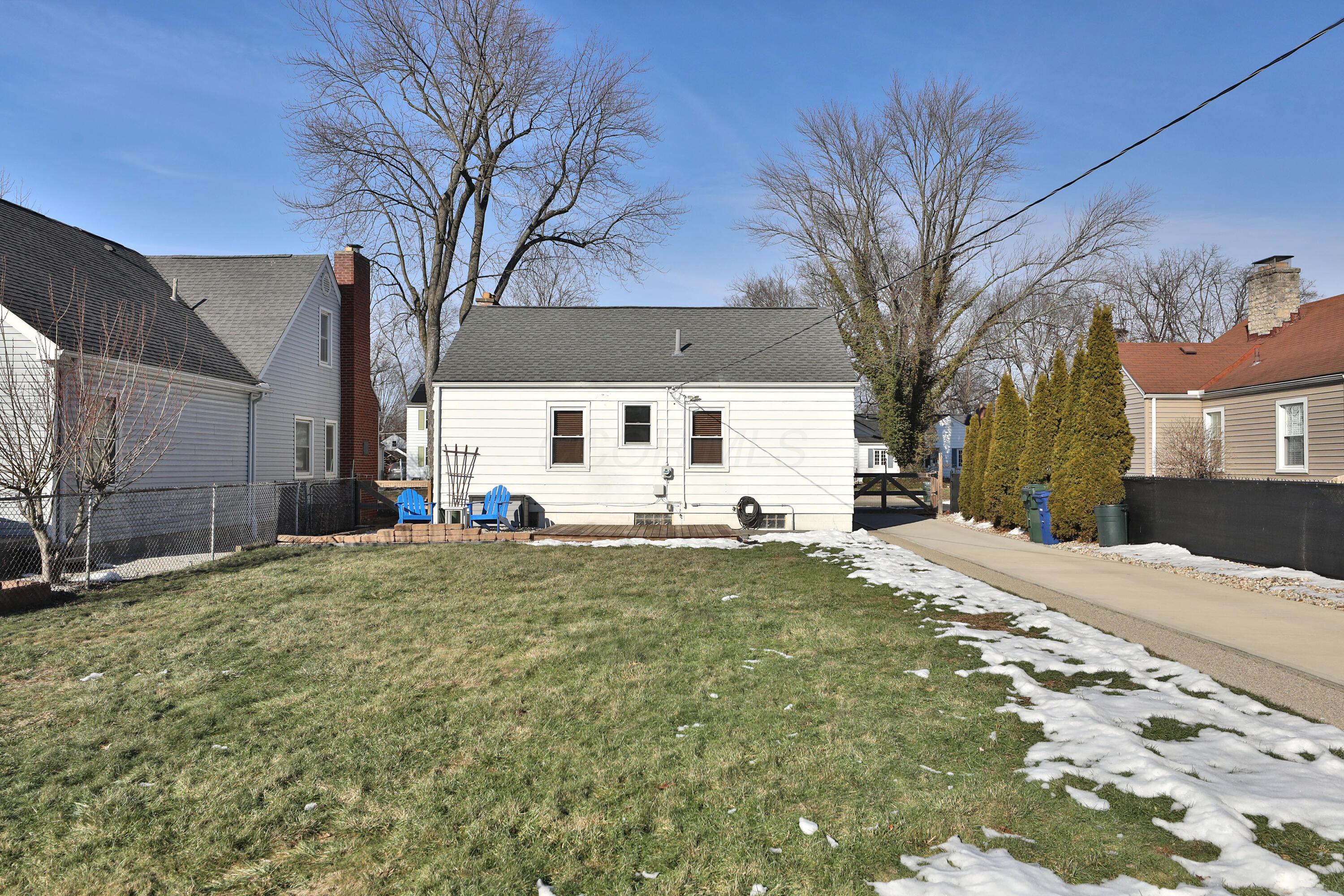 157 Wetmore Road Columbus, OH 43214 - Photo 38 of 44 Back of Home