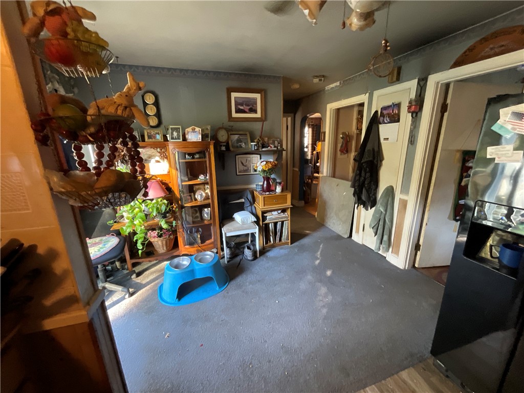 71 Border Street West Warwick, RI 02893 - Photo 11 of 19