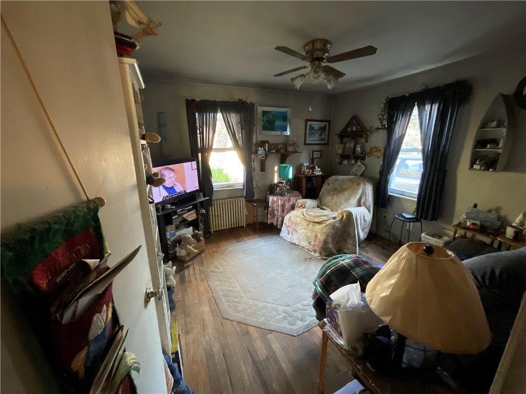 71 Border Street West Warwick, RI 02893 - Photo 14 of 19