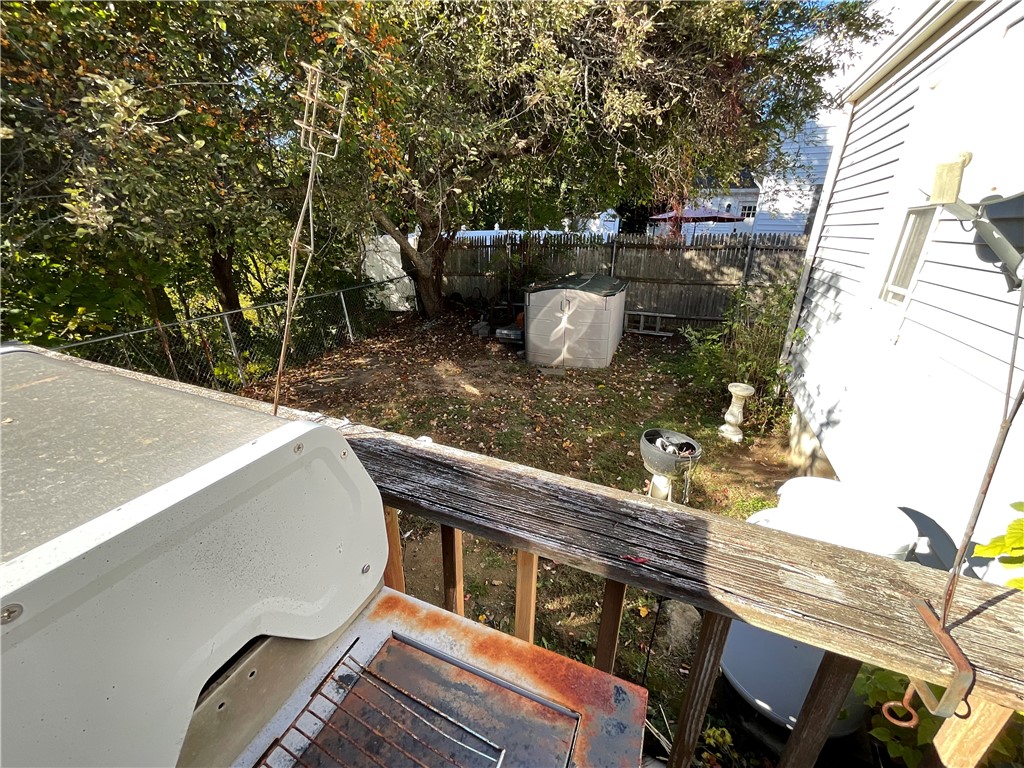 71 Border Street West Warwick, RI 02893 - Photo 6 of 19