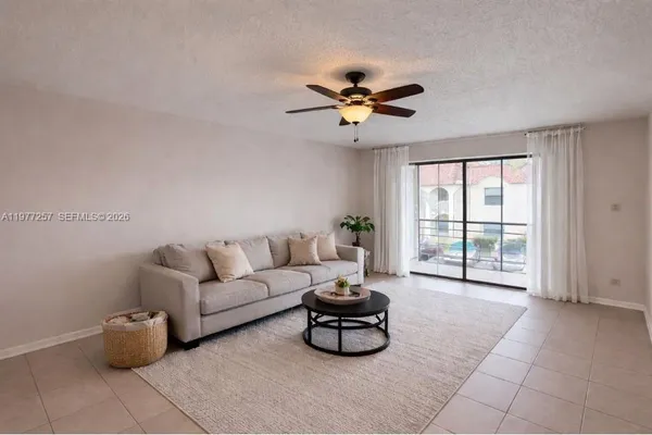 $1,900 | Garden Isles, Pompano Beach, FL 33060