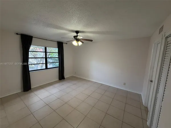 $1,900 | Garden Isles, Pompano Beach, FL 33060