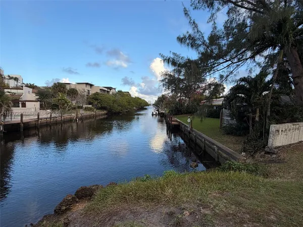 $1,900 | Garden Isles, Pompano Beach, FL 33060