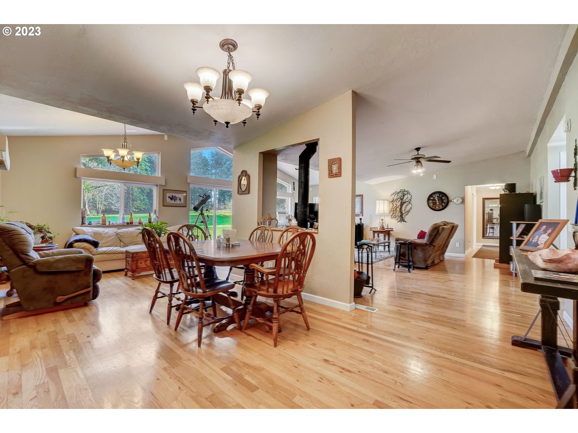 19050 South Fernwood Road Molalla, OR 97038 - Photo 12 of 48 Gallery Image 12
