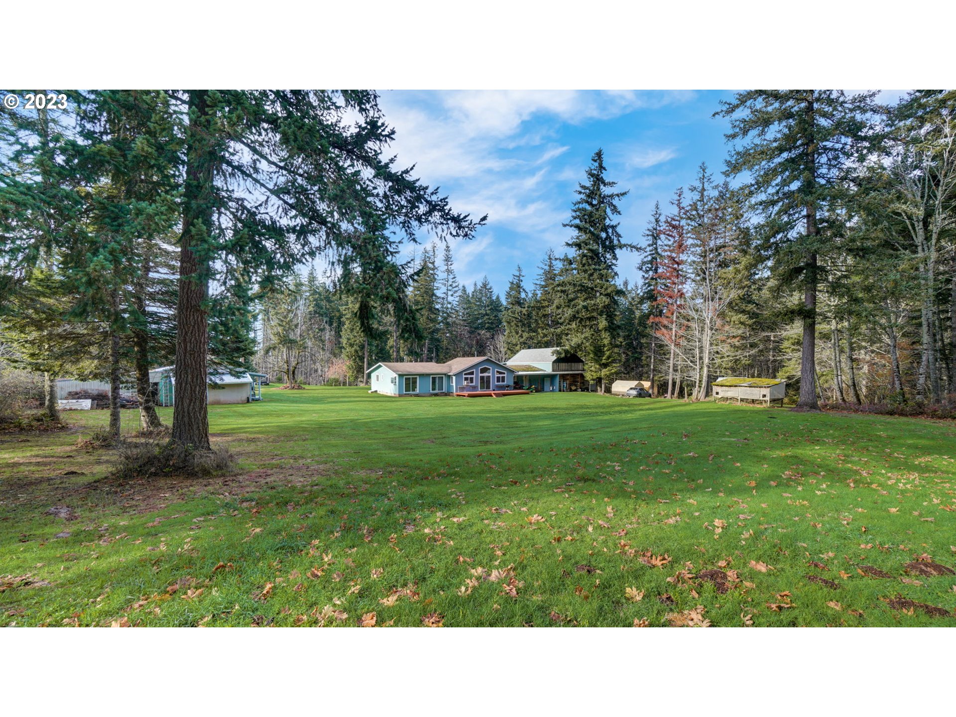19050 South Fernwood Road Molalla, OR 97038 - Photo 2 of 48 Gallery Image 2