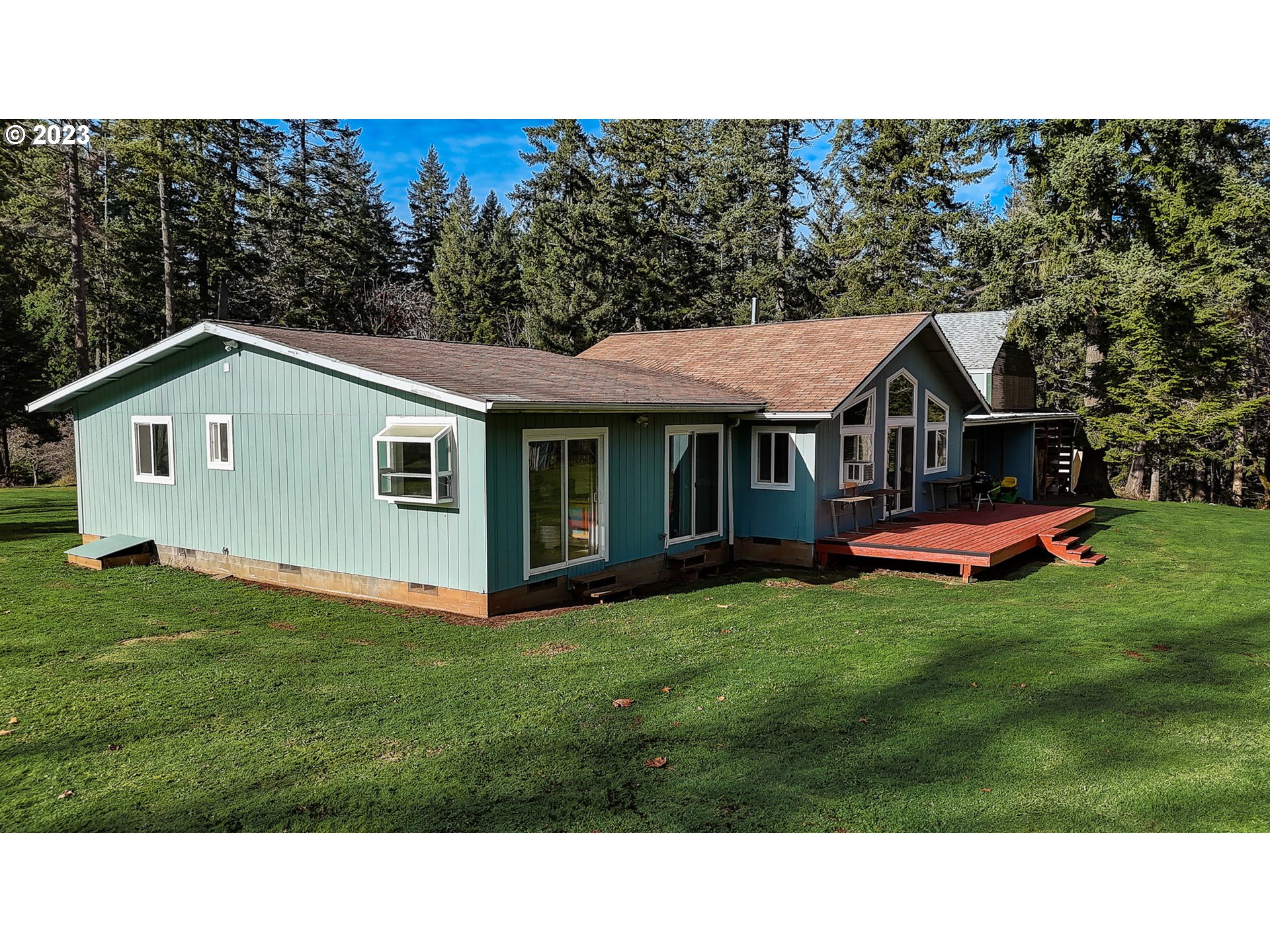19050 South Fernwood Road Molalla, OR 97038 - Photo 3 of 48 Gallery Image 3