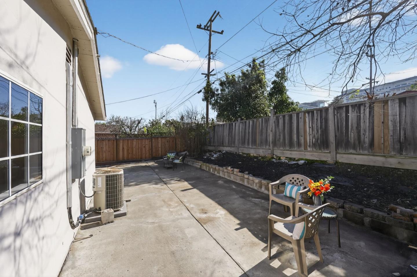 240 Santa Rosa Drive San Jose, CA 95111 - Photo 24 of 28