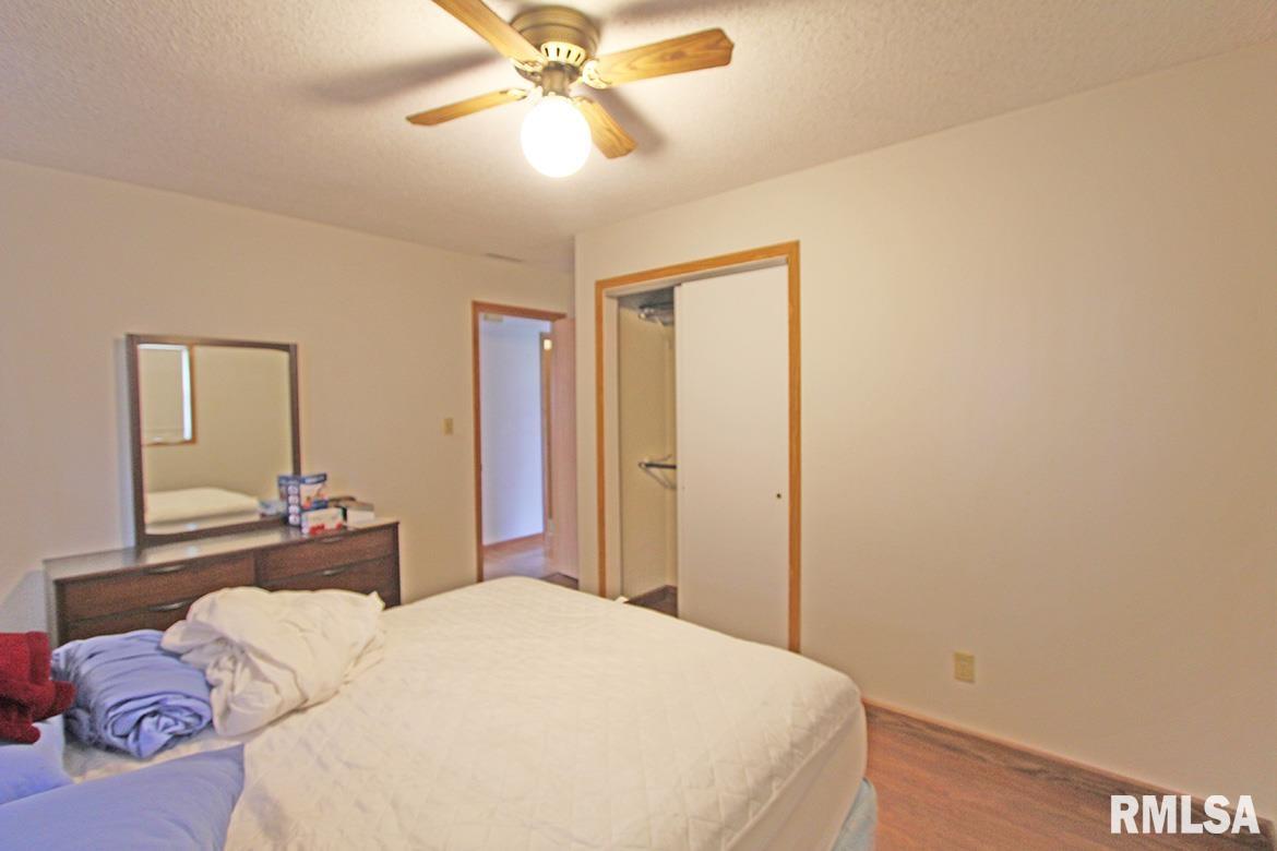 4610 Bentonville Road Decatur, IL 62521 - Photo 8 of 24