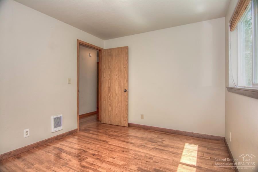 19244 Shoshone Road Bend, OR 97702 - Photo 17 of 25 Gallery Image 17
