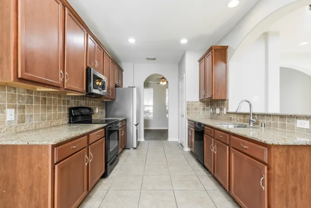 $2,060 | 20836 Sheridan Heights Lane, Porter, TX 77365