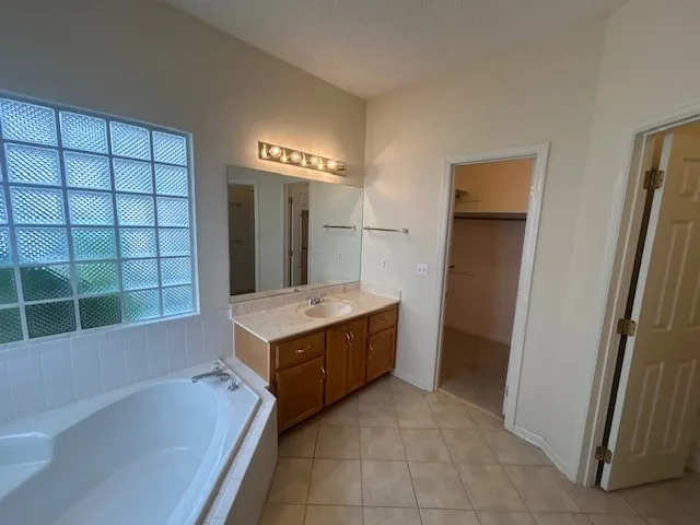 $3,600 | 111 Hanging Moss Drive, St. Simons Island, GA 31522