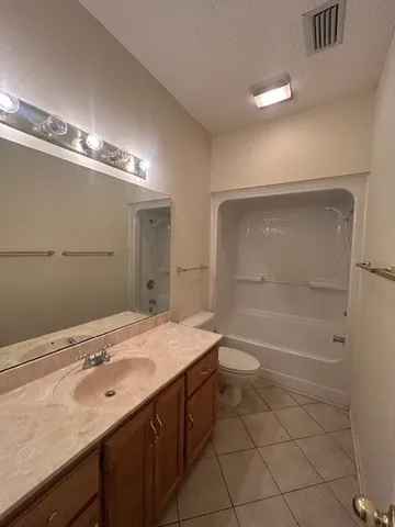 $3,600 | 111 Hanging Moss Drive, St. Simons Island, GA 31522