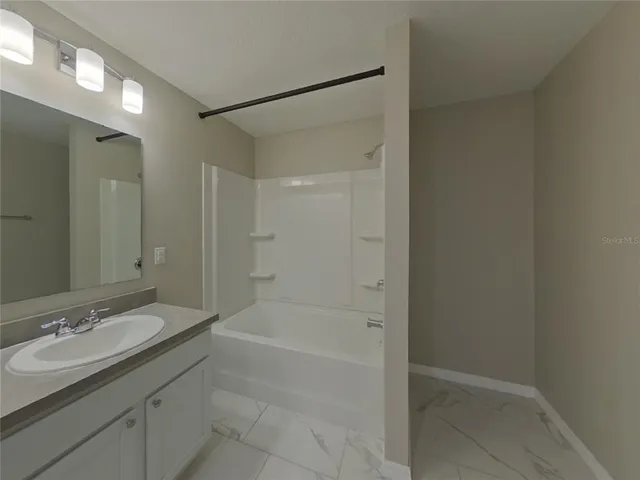 $1,969 | Undisclosed Address, Mascotte, FL 34753