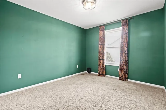 $350,000 | 1002 West Howard Place, Louisburg, KS 66053