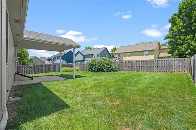 $350,000 | 1002 West Howard Place, Louisburg, KS 66053