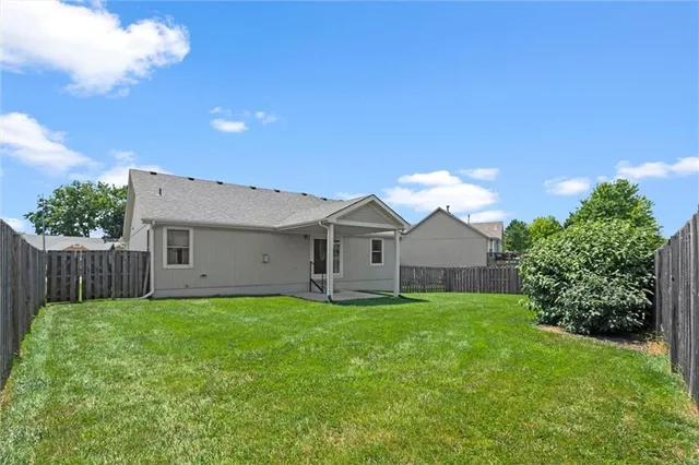 $350,000 | 1002 West Howard Place, Louisburg, KS 66053