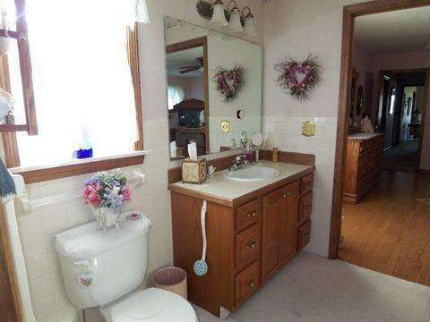 2995 North Hintz Road Owosso, MI 48867 - Photo 9 of 17 20400054-8.JPG