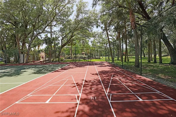 a view of a tennis court