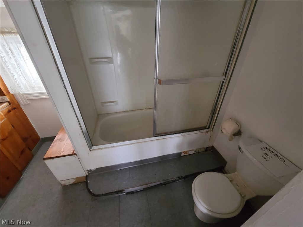 3173 Scranton Road Cleveland, OH 44109 - Photo 16 of 28 Gallery Image 16