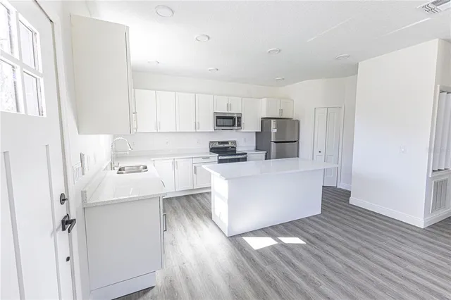 $235,000 | 2276 Cr 423 Lake, Unit LOT 4, Lake Panasoffkee, FL 33538