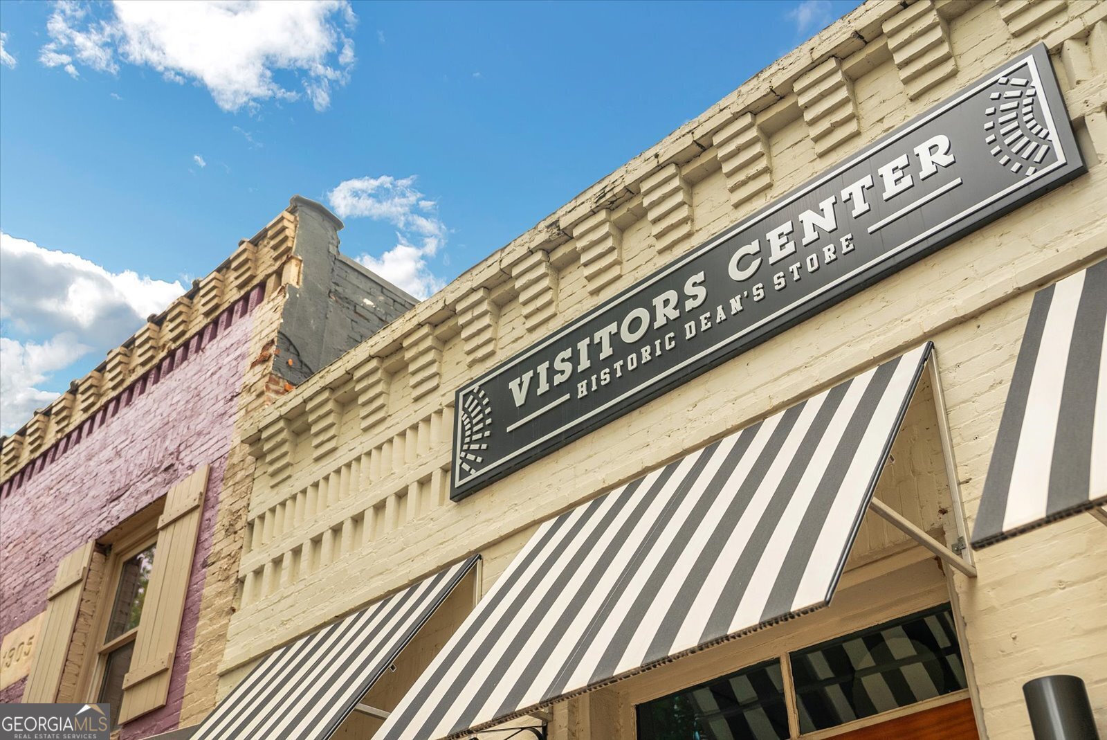360 Chambers Street Woodstock, GA 30188 - Photo 50 of 50 a close up of a street sign