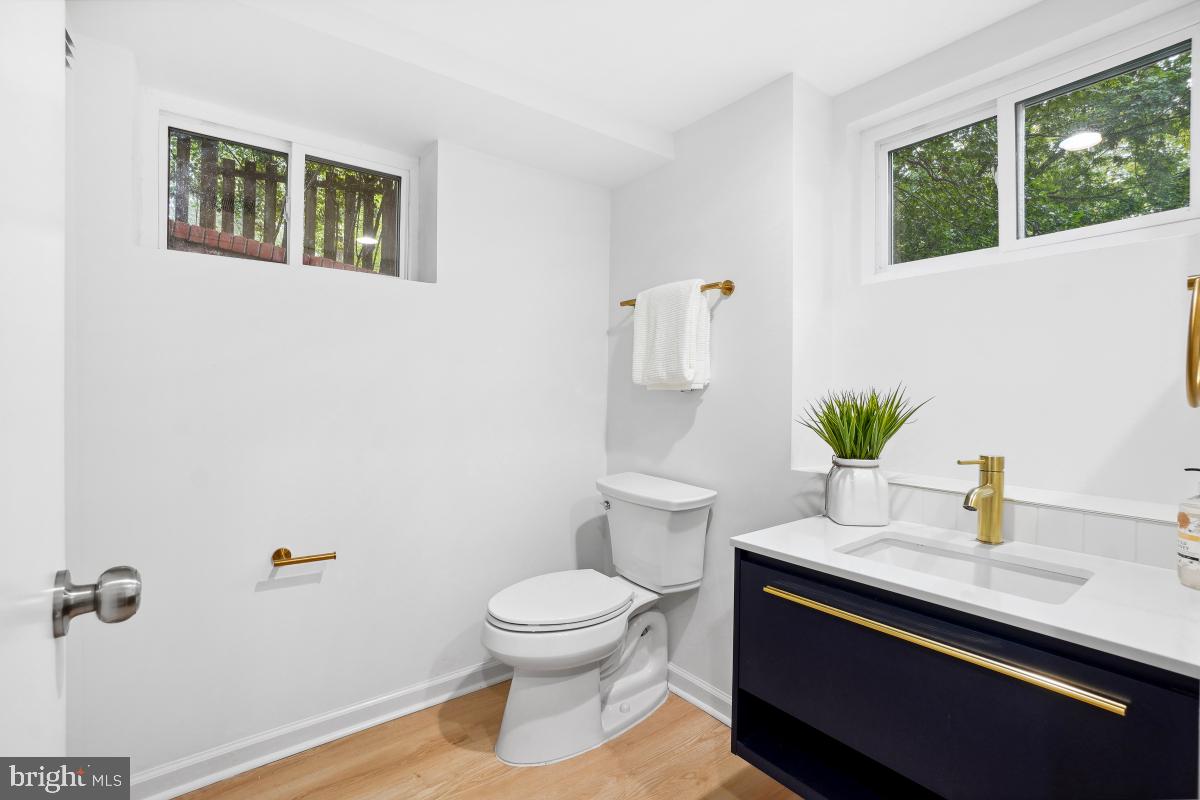 20 Parkside Road Silver Spring, MD 20910 - Photo 34 of 50