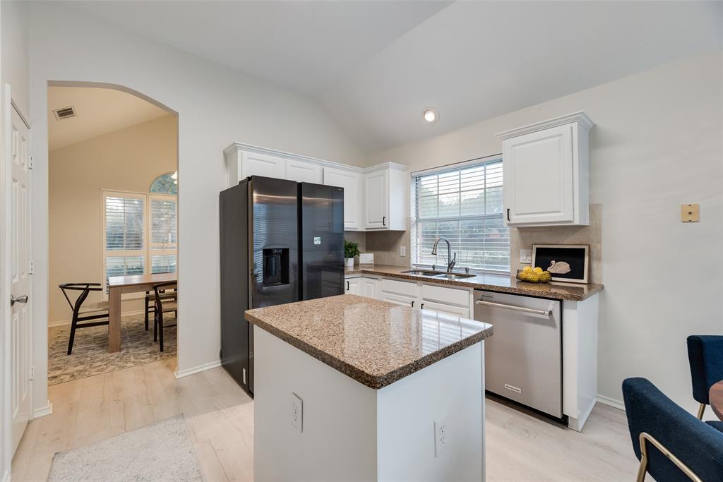 336 Touchdown Drive Irving, TX 75063 - Photo 11 of 27