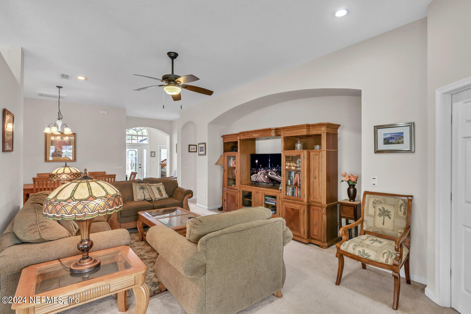 810 East Red House Branch Road St. Augustine, FL 32084 - Photo 10 of 33 a living room with furniture