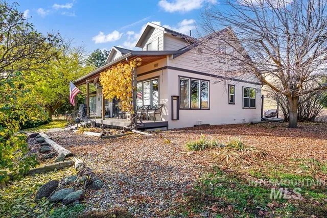 $835,000 | 7025 Bluebird Lane, Sweet, ID 83670