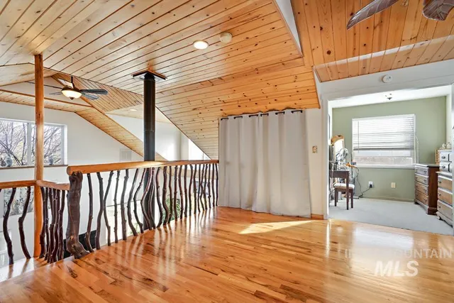 $835,000 | 7025 Bluebird Lane, Sweet, ID 83670