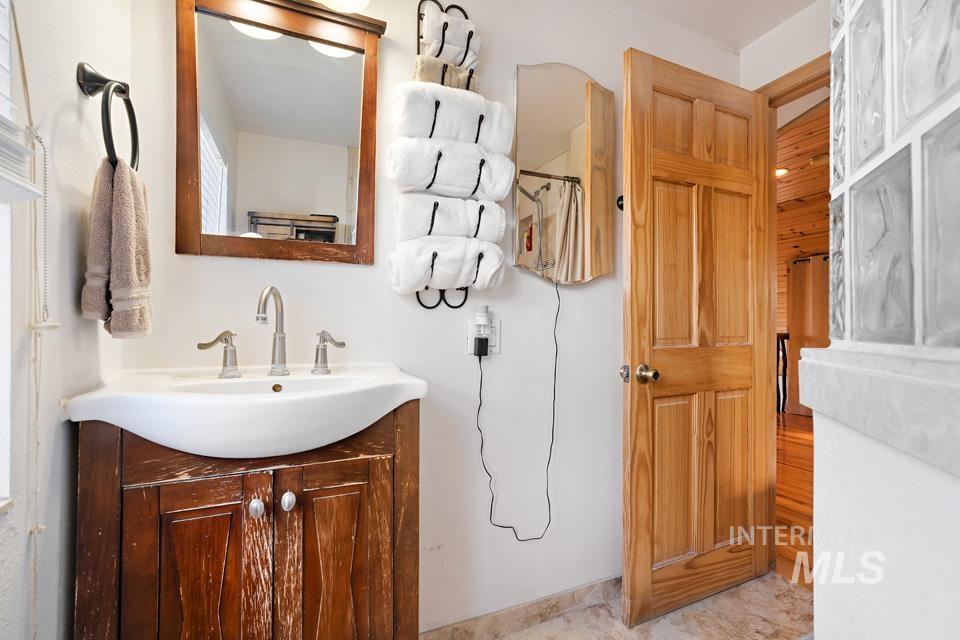 7025 Bluebird Lane Sweet, ID 83670 - Photo 30 of 46 Bathroom featuring vanity
